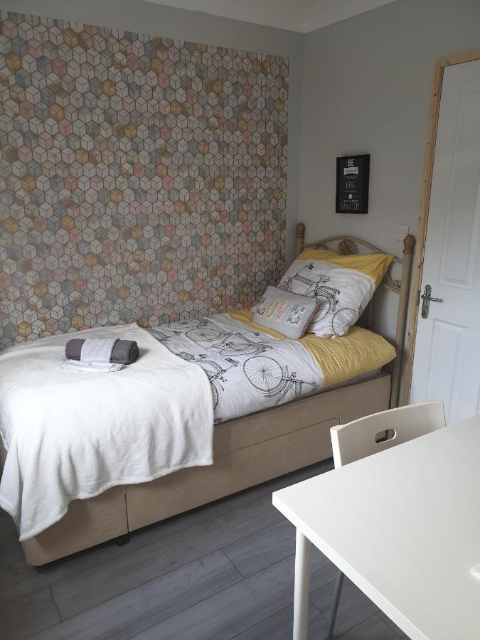 Comfortable Rooms In The House Оксфорд Екстериор снимка